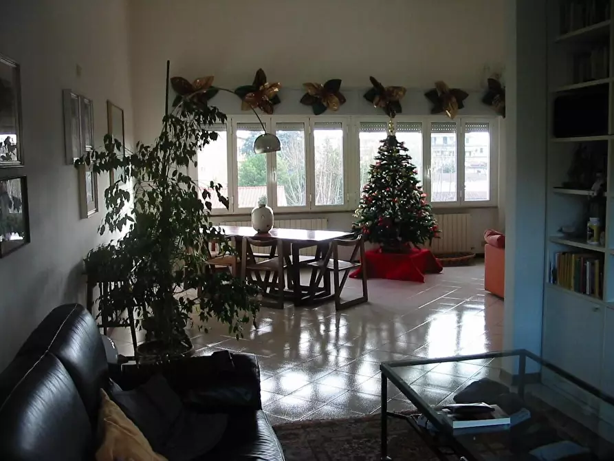 Immagine 17 di Appartamento in vendita  a Pisa