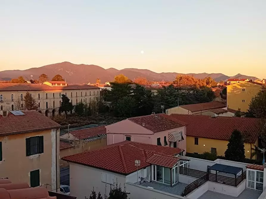 Immagine 4 di Appartamento in vendita  a Pisa