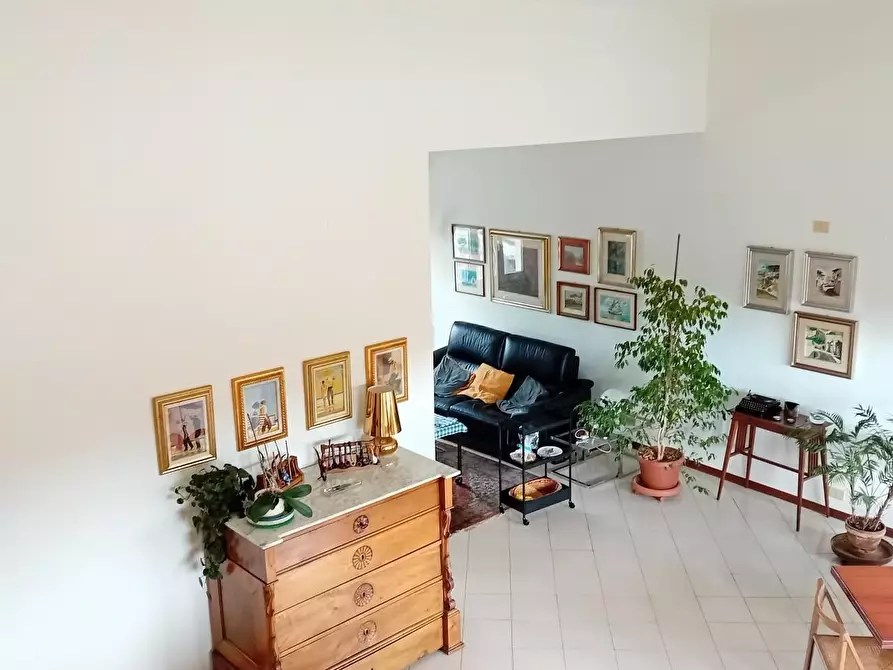 Immagine 13 di Appartamento in vendita  a Pisa