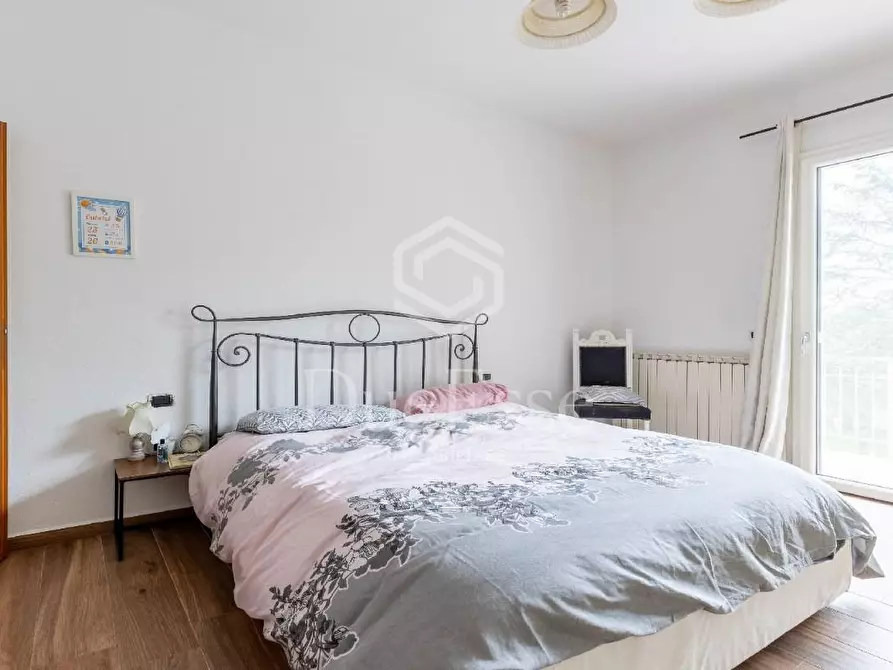 Immagine 22 di Villa in vendita  a Santa Maria A Monte