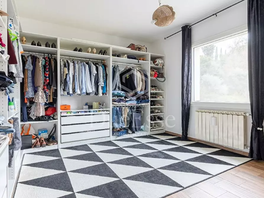 Immagine 19 di Villa in vendita  a Santa Maria A Monte