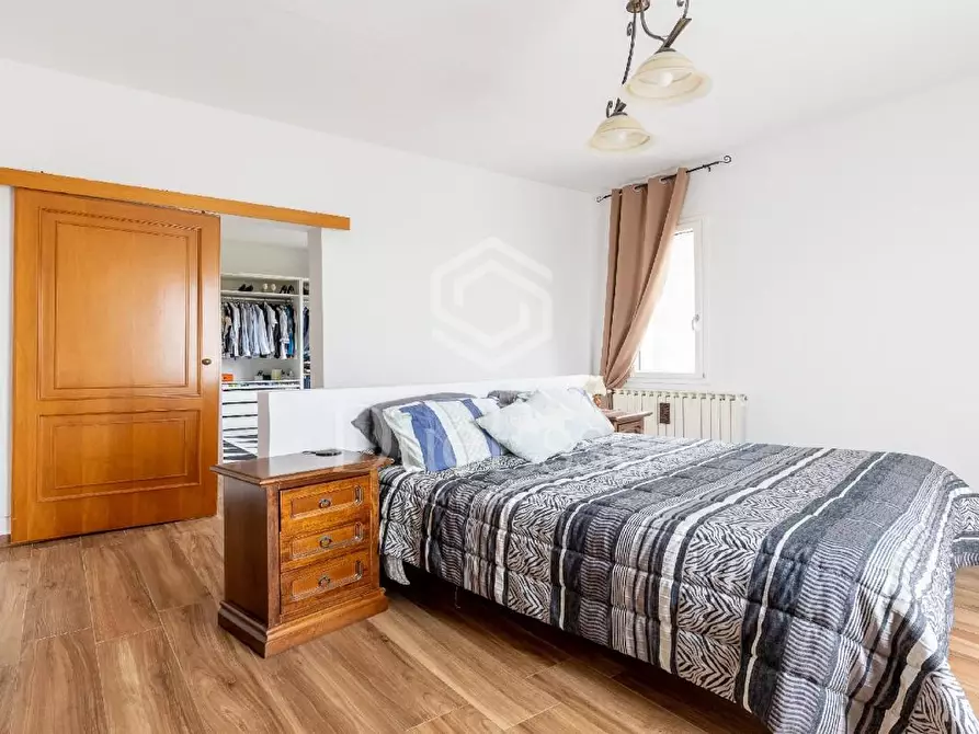 Immagine 16 di Villa in vendita  a Santa Maria A Monte