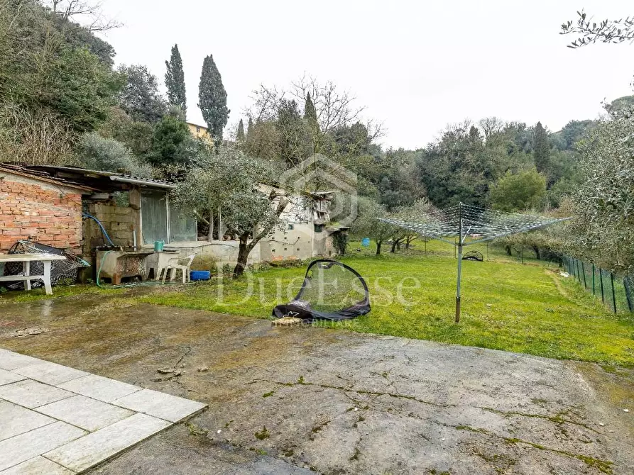 Immagine 27 di Villa in vendita  a Santa Maria A Monte