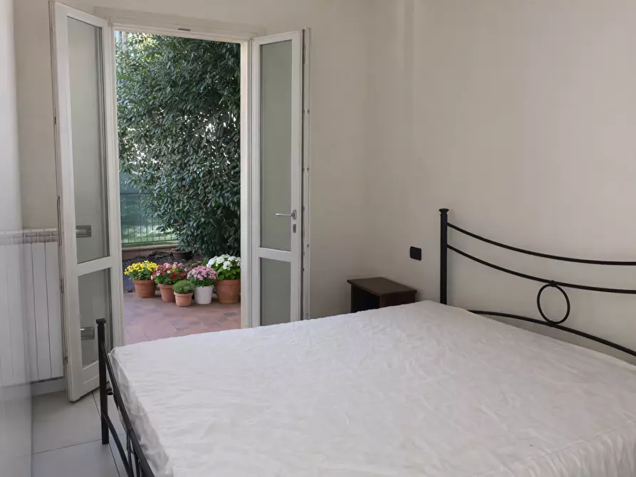 Immagine 4 di Appartamento in vendita  a Lucca