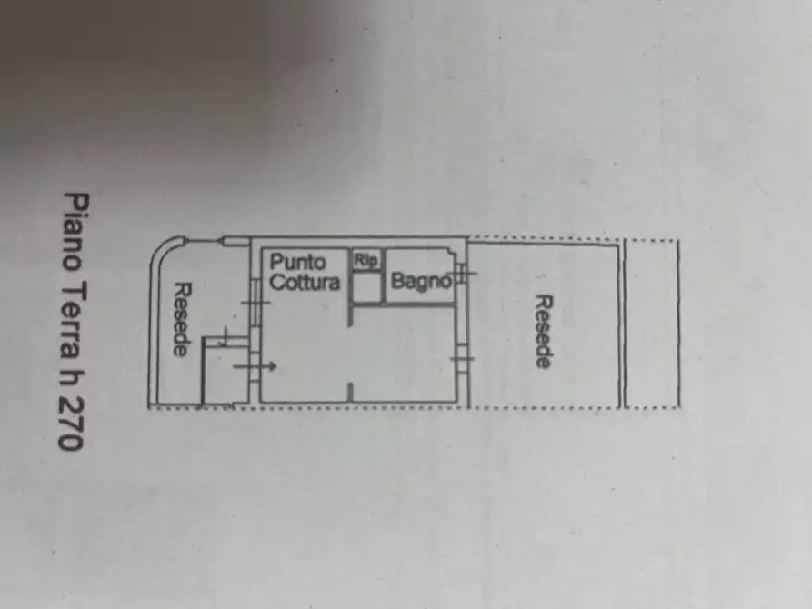 Immagine 8 di Appartamento in vendita  a Lucca