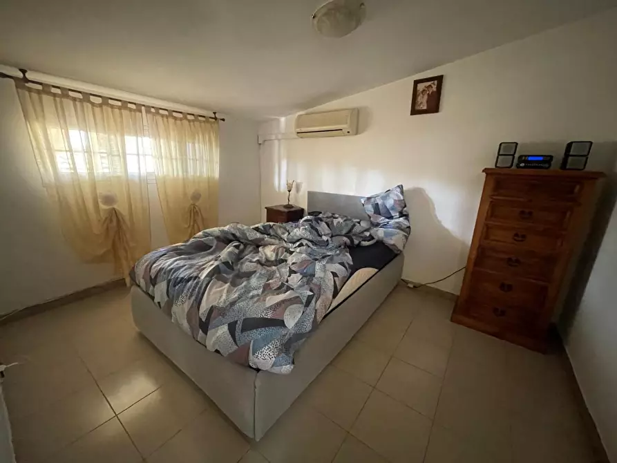 Immagine 21 di Porzione di casa in vendita  a Carrara