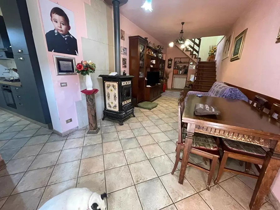 Immagine 10 di Porzione di casa in vendita  a Carrara