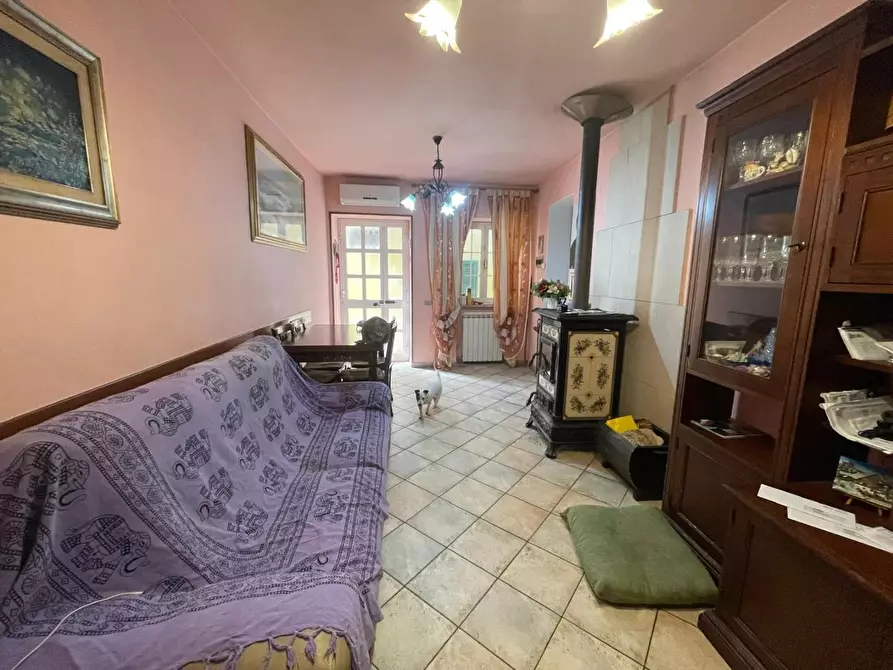 Immagine 17 di Porzione di casa in vendita  a Carrara