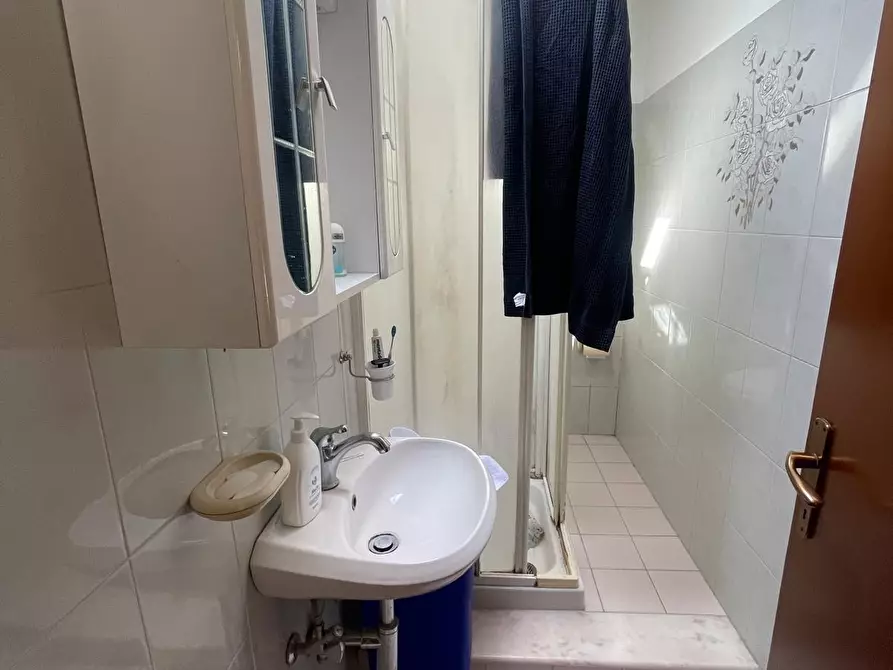 Immagine 12 di Porzione di casa in vendita  a Carrara