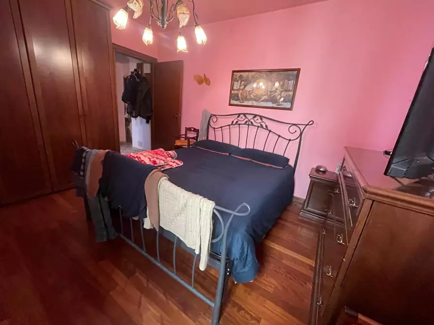 Immagine 20 di Porzione di casa in vendita  a Carrara