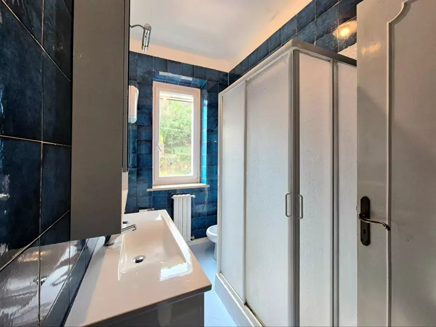 Immagine 19 di Appartamento in vendita  a Lucca