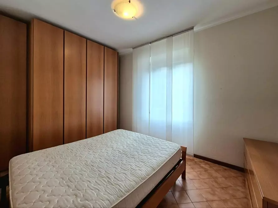 Immagine 12 di Appartamento in vendita  a Lucca