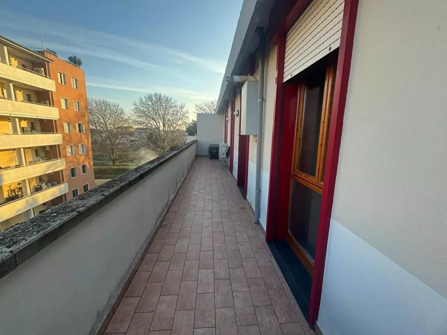 Immagine 10 di Appartamento in vendita  a Pontedera