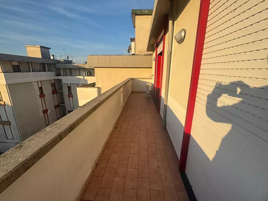 Immagine 13 di Appartamento in vendita  a Pontedera