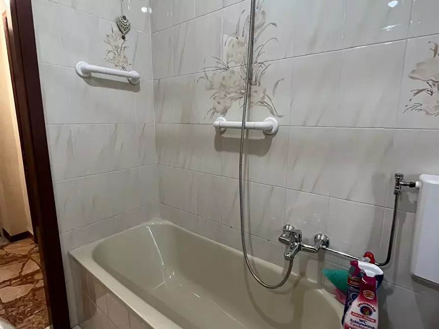 Immagine 13 di Terratetto in vendita  a Lucca