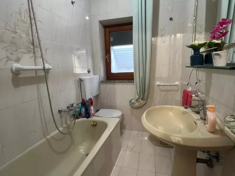 Immagine 12 di Terratetto in vendita  a Lucca