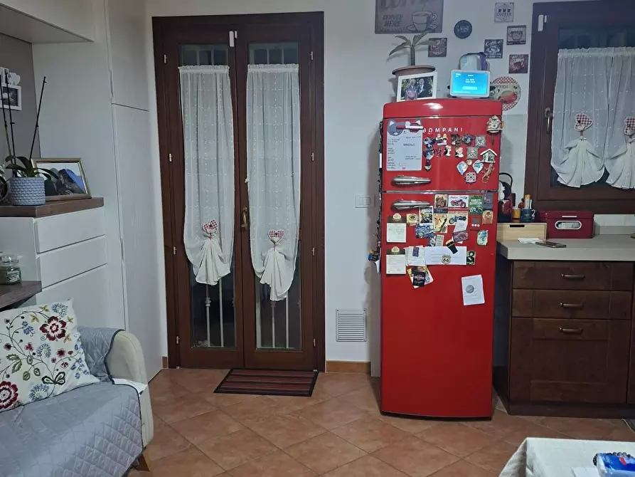 Immagine 10 di Appartamento in vendita  a Collesalvetti