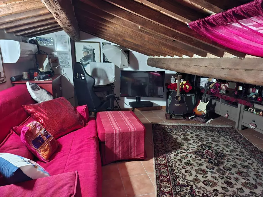 Immagine 40 di Appartamento in vendita  a Collesalvetti