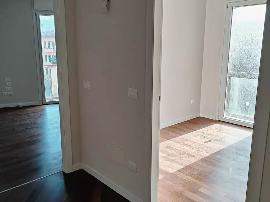 Immagine 7 di Appartamento in vendita  a Livorno