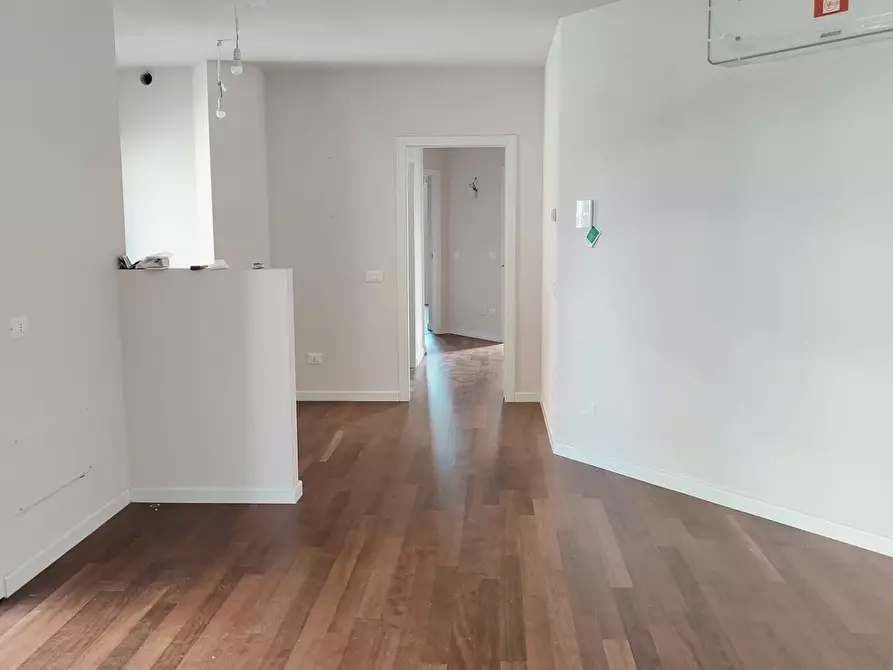 Immagine 2 di Appartamento in vendita  a Livorno