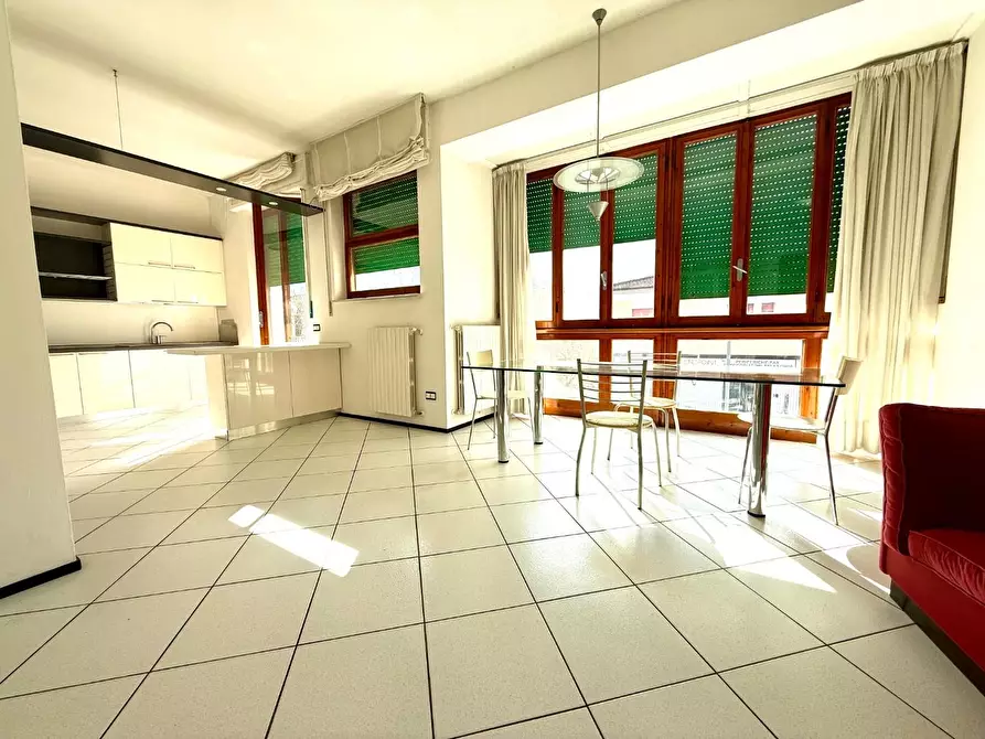 Immagine 11 di Appartamento in affitto  a Ponsacco