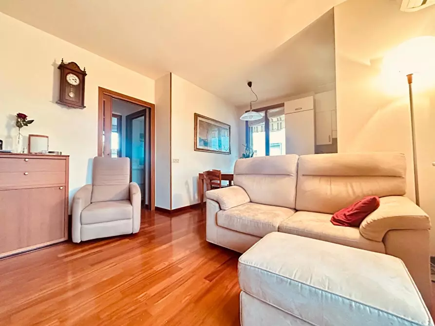 Immagine 2 di Appartamento in vendita  a Empoli