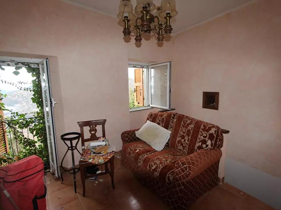 Immagine 8 di Appartamento in vendita  a Calice Al Cornoviglio