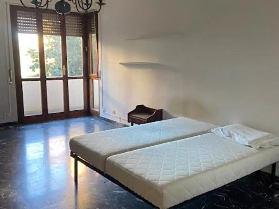 Immagine 1 di Appartamento in vendita  a Pisa