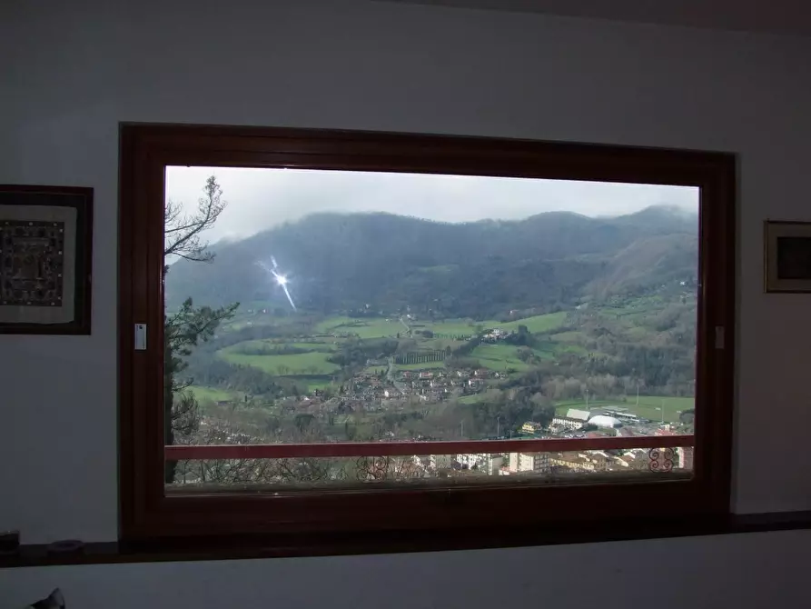 Immagine 17 di Villa in vendita  a Dicomano