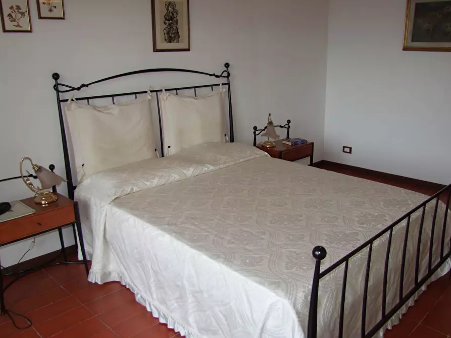 Immagine 25 di Villa in vendita  a Dicomano