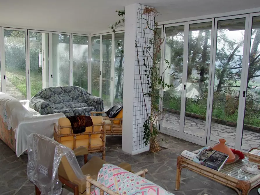 Immagine 38 di Villa in vendita  a Dicomano