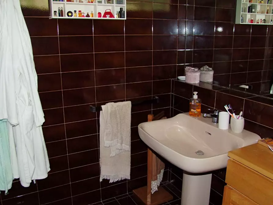 Immagine 32 di Villa in vendita  a Dicomano