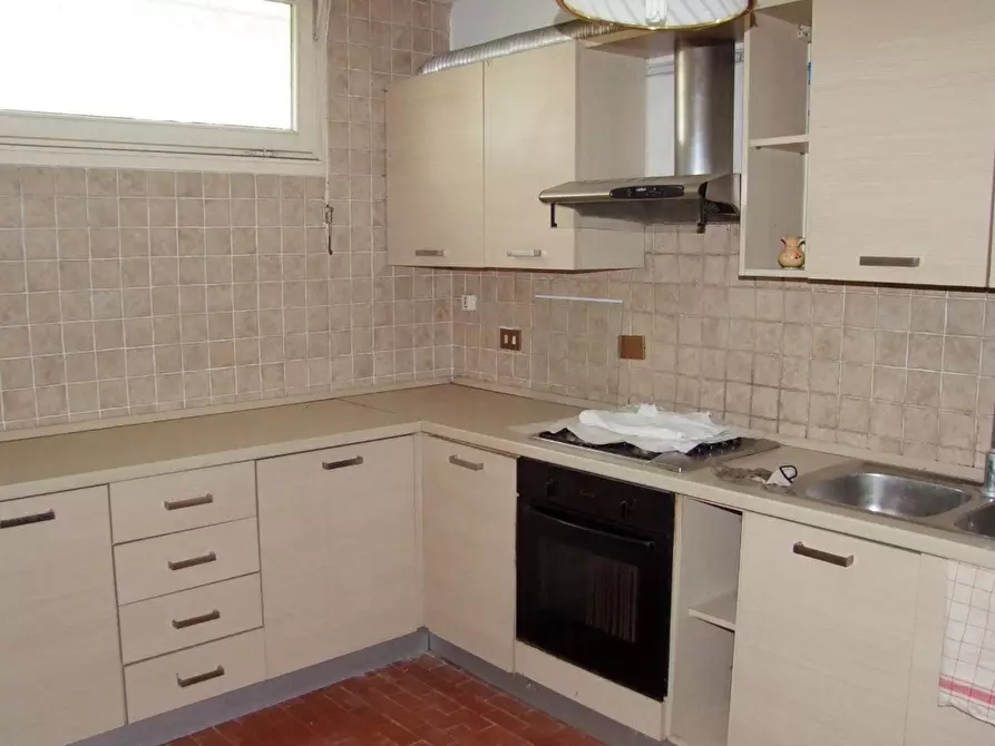 Immagine 39 di Villa in vendita  a Dicomano