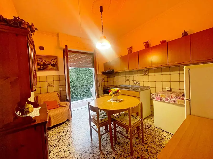 Immagine 2 di Appartamento in vendita  a Poggibonsi