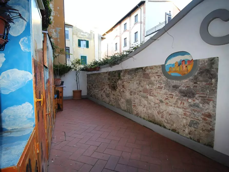 Immagine 6 di Appartamento in vendita  a Pisa