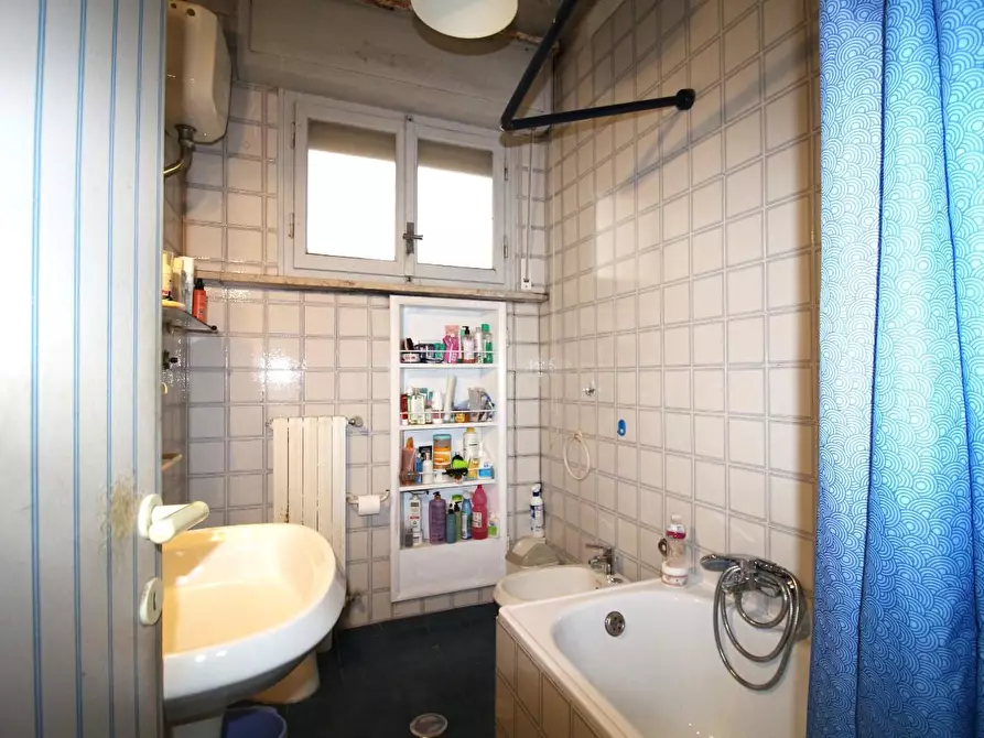 Immagine 5 di Appartamento in vendita  a Pisa