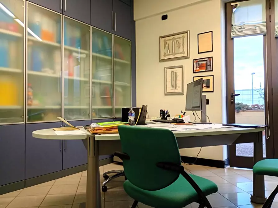 Immagine 2 di Ufficio in vendita  a San Miniato