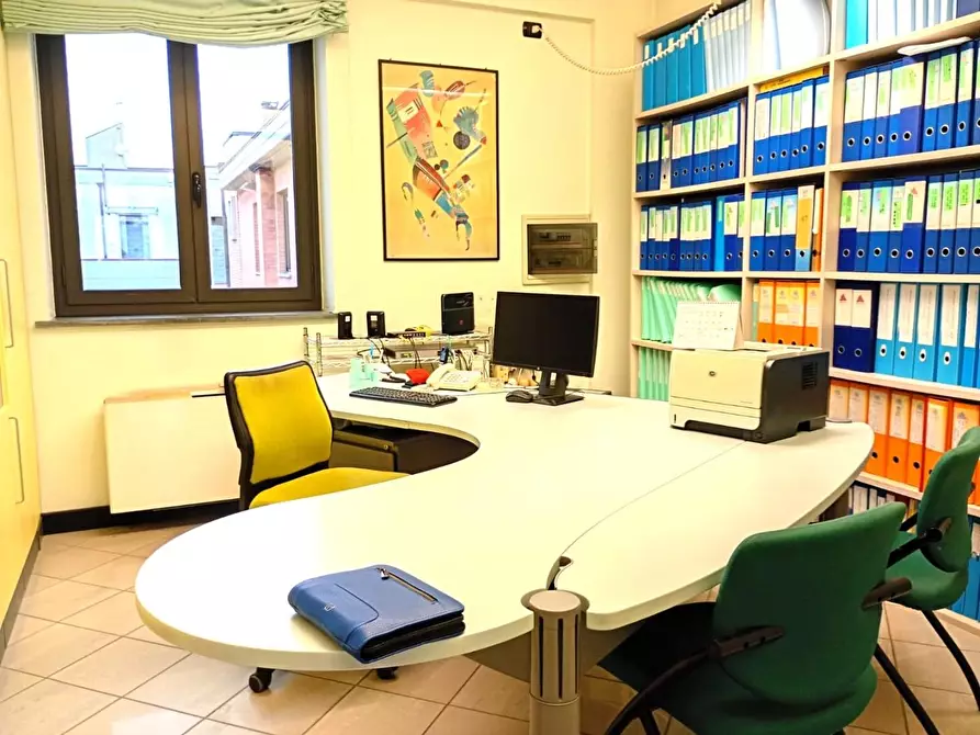 Immagine 8 di Ufficio in vendita  a San Miniato