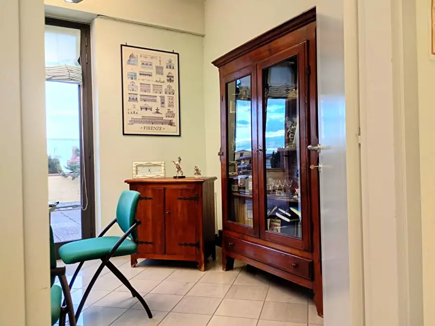 Immagine 3 di Ufficio in vendita  a San Miniato