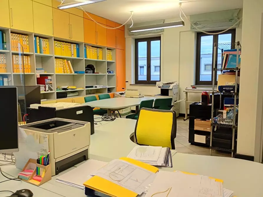 Immagine 5 di Ufficio in vendita  a San Miniato