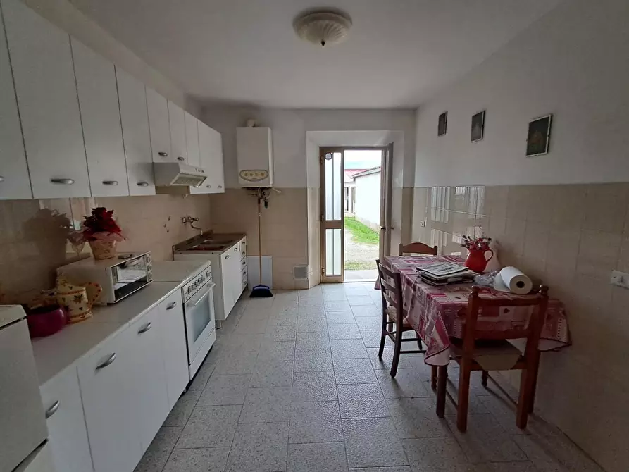 Immagine 28 di Terratetto in vendita  a Crespina Lorenzana