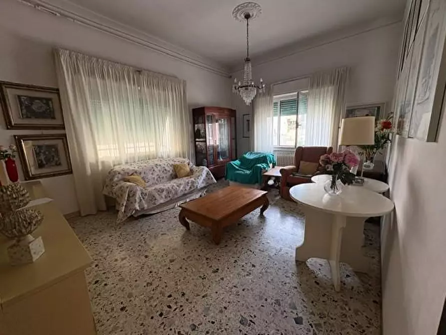Immagine 6 di Appartamento in vendita  a Pontedera