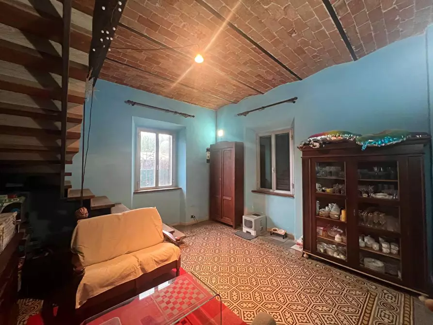 Immagine 3 di Appartamento in vendita  a Lucca