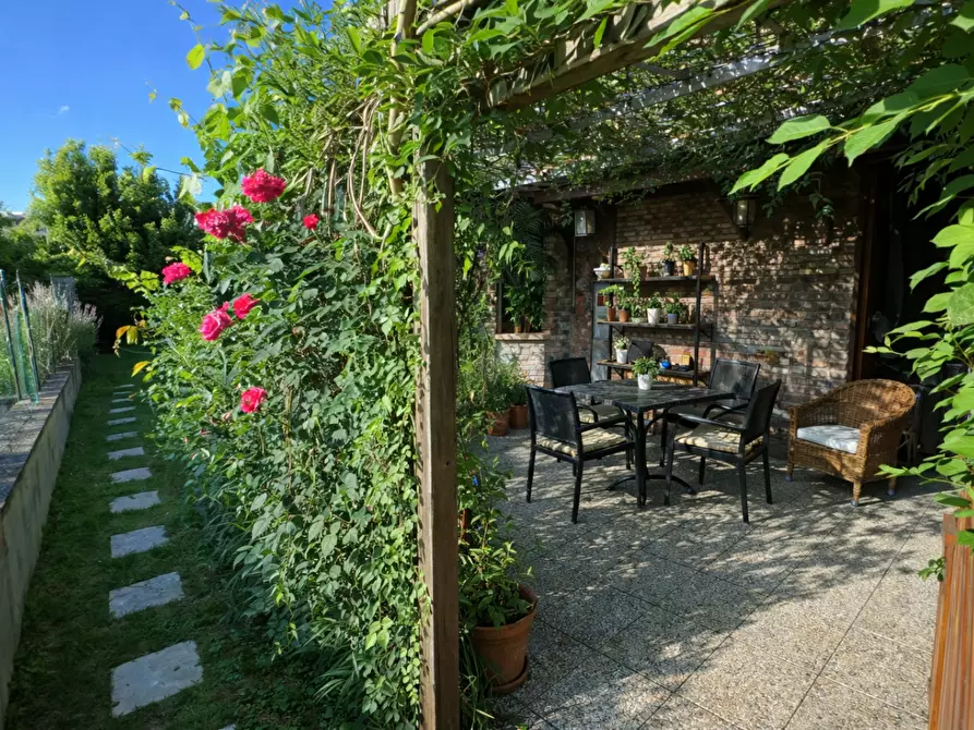 Immagine 10 di Appartamento in vendita  a Bientina