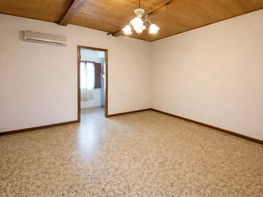 Immagine 7 di Appartamento in vendita  a Bientina