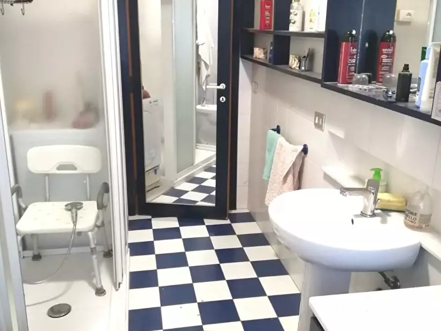 Immagine 6 di Appartamento in vendita  a Cascina