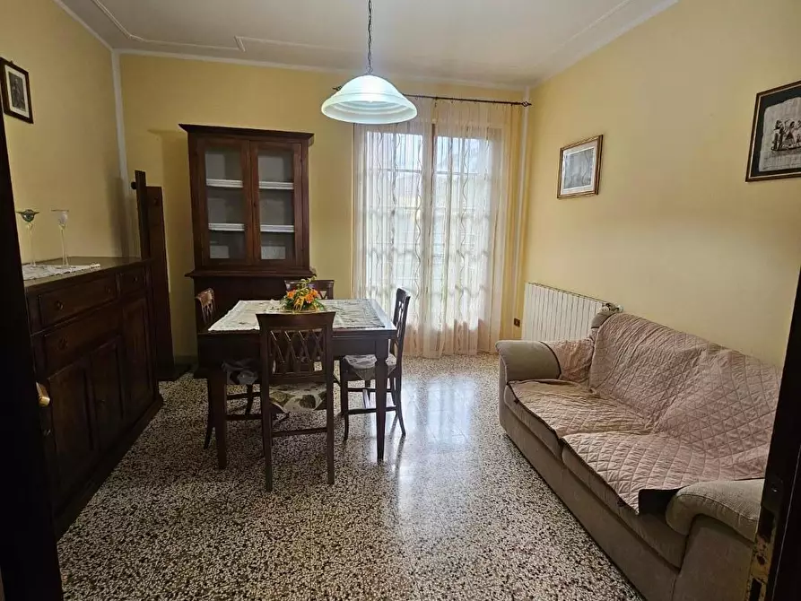 Immagine 4 di Appartamento in affitto  a Crespina Lorenzana