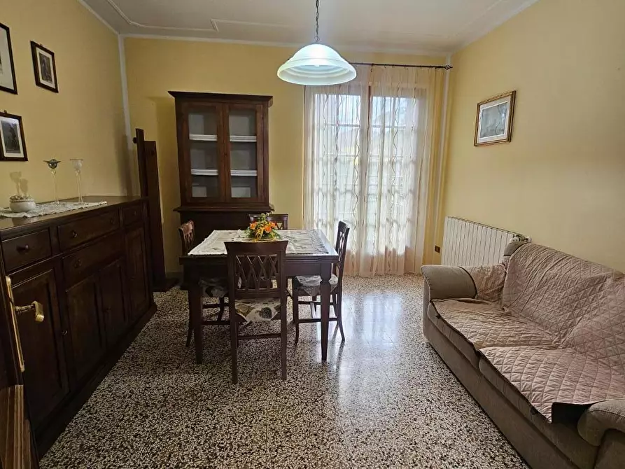 Immagine 16 di Appartamento in affitto  a Crespina Lorenzana