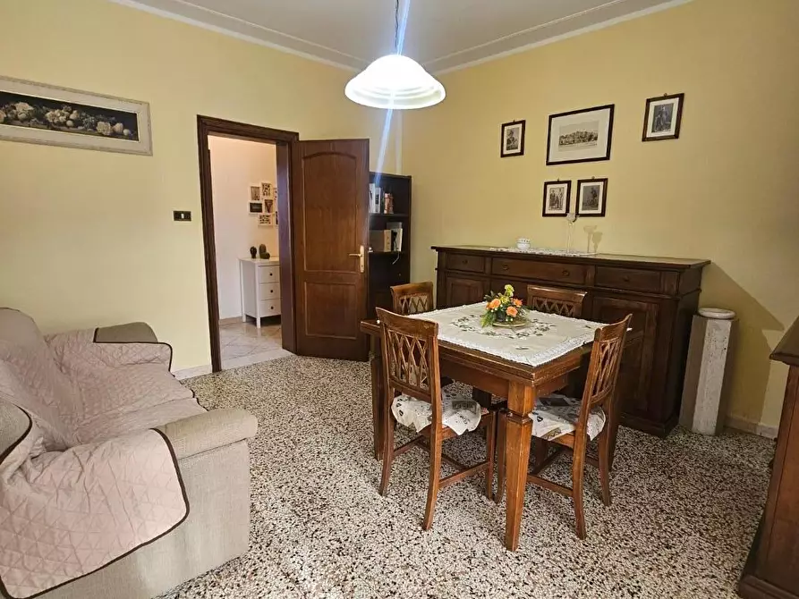 Immagine 3 di Appartamento in affitto  a Crespina Lorenzana