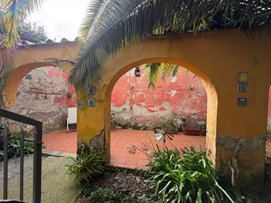 Immagine 19 di Appartamento in vendita  a Pisa